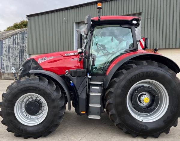 2024 Case IH Optum 340 Tractor