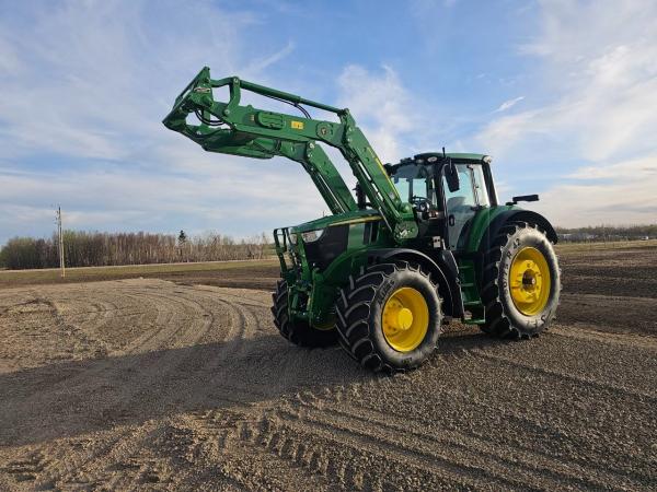 John Deere 6M 250 Tractor