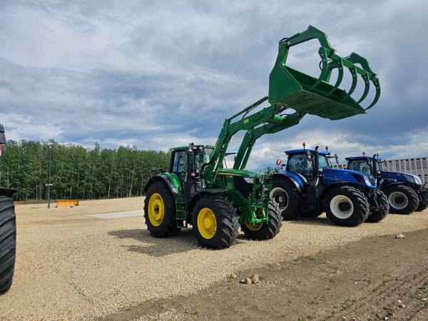 John Deere 6M 250 Tractor