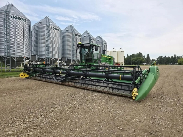 John Deere D450